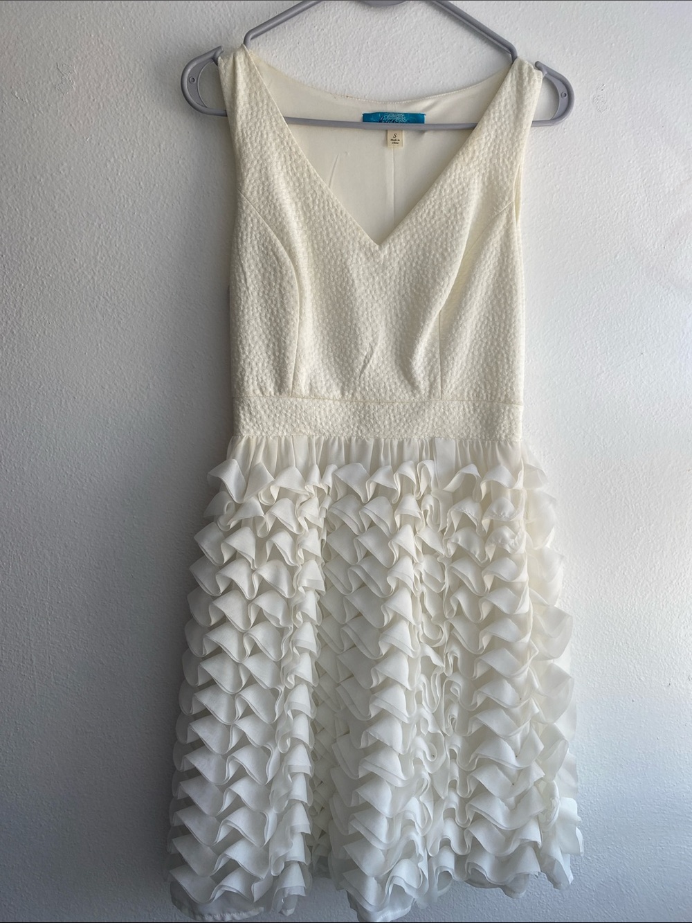buttons Ivory Ruffle V-Neck Mini Dress Swan Architectural Textures Chiffon